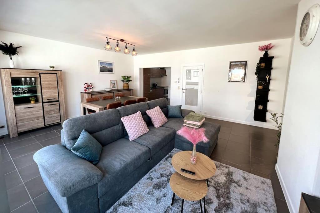 Appartement Bright, Spacious Nearby *
